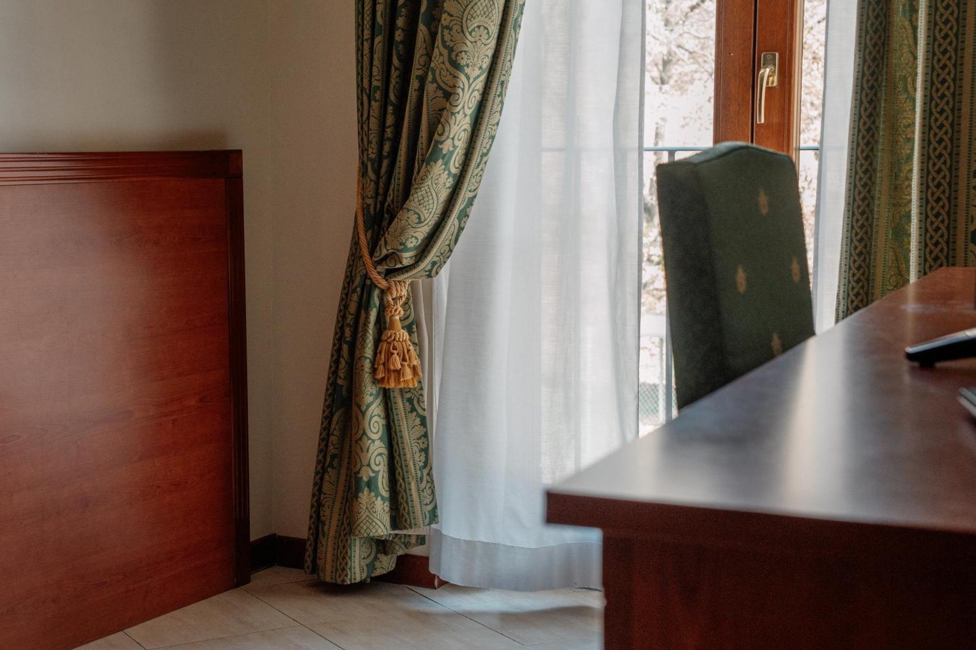 Grand Hotel Elite Cascia Esterno foto