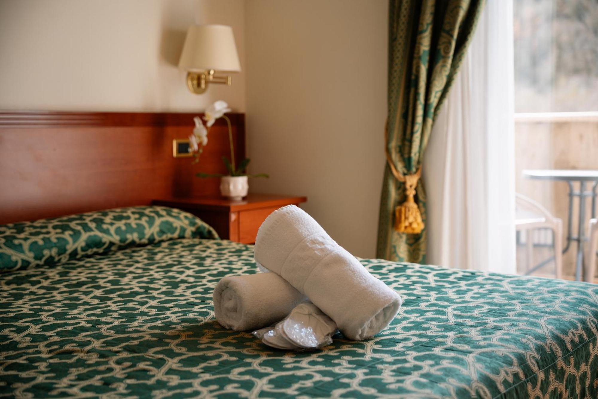 Grand Hotel Elite Cascia Esterno foto