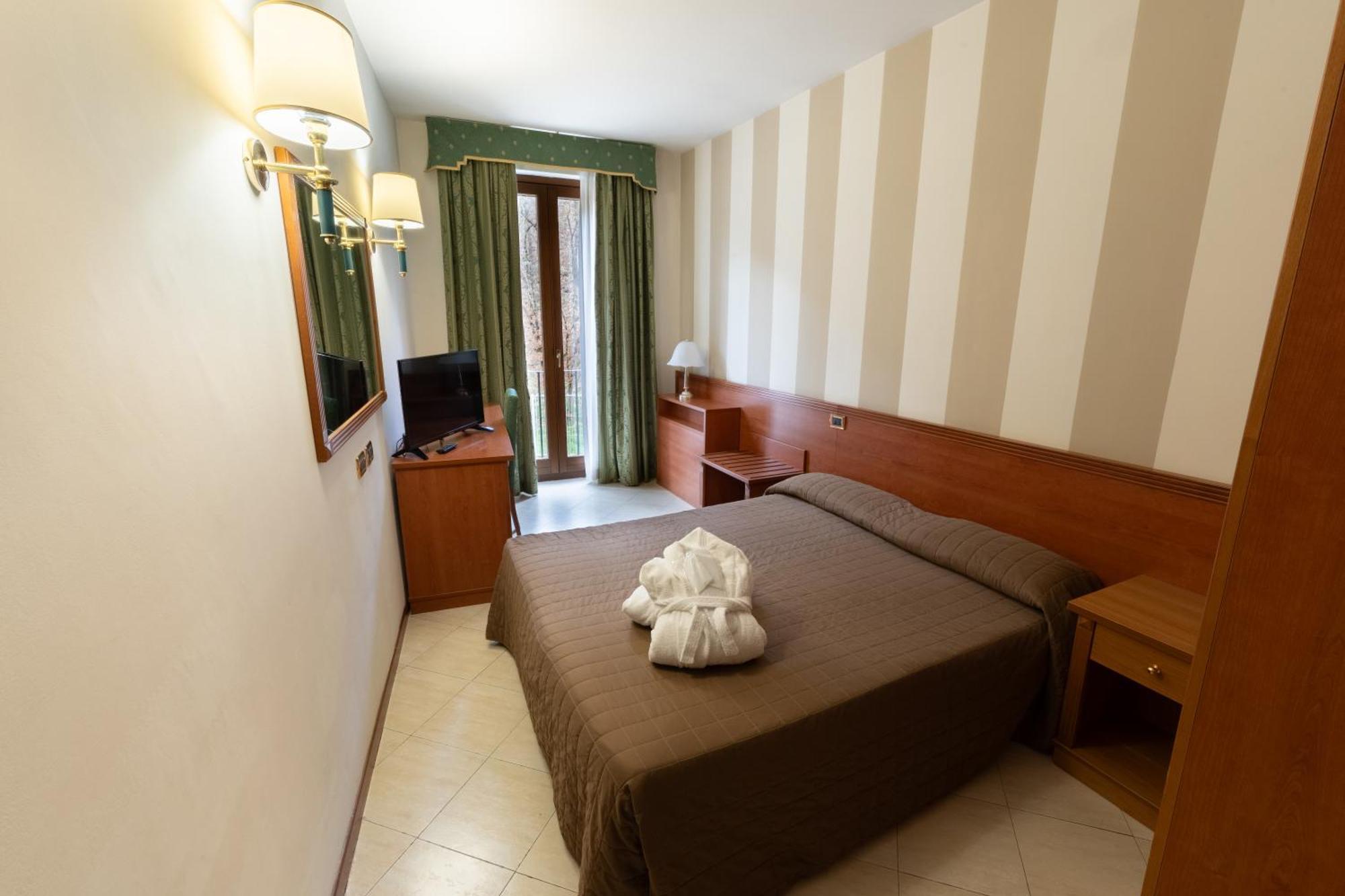 Grand Hotel Elite Cascia Esterno foto