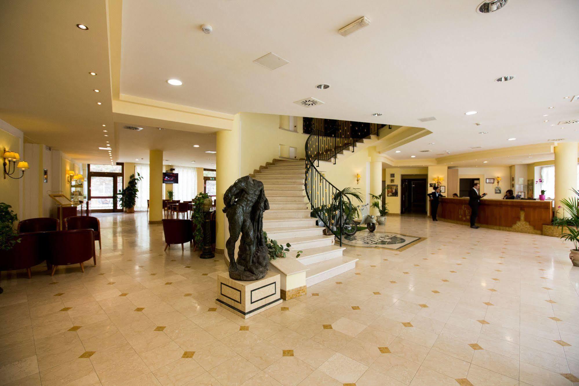 Grand Hotel Elite Cascia Esterno foto